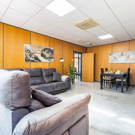 Grand Soho Ofihouse Malaga Apartment Luaran gambar