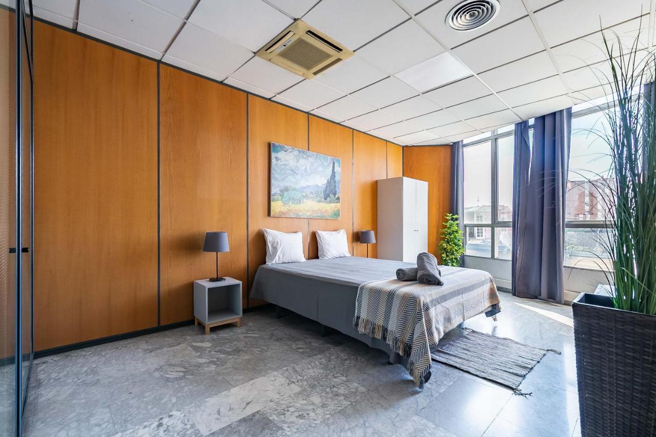 Grand Soho Ofihouse Malaga Apartment Luaran gambar