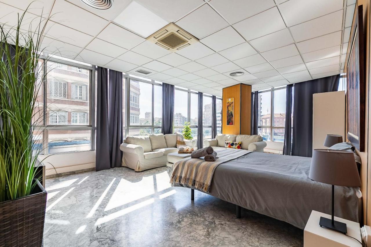 Grand Soho Ofihouse Malaga Apartment Luaran gambar