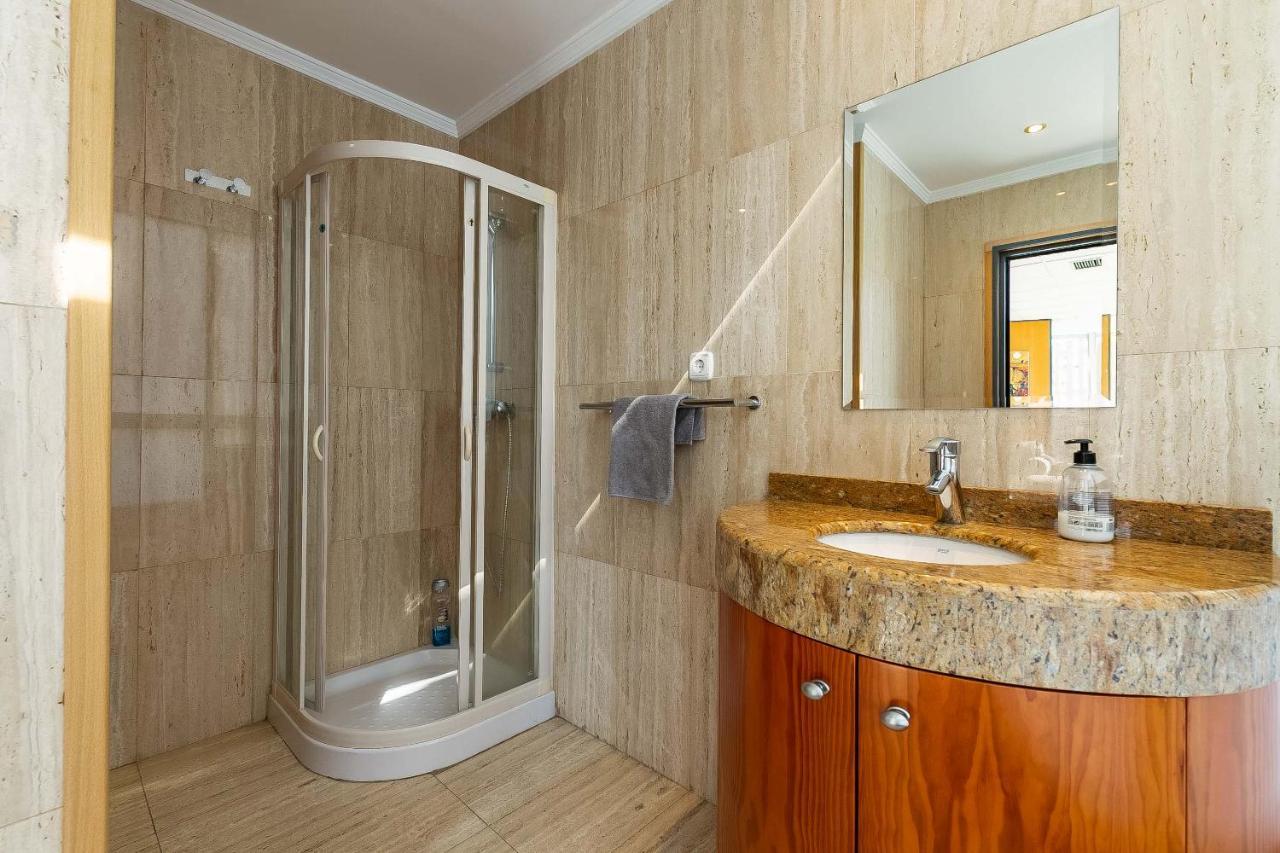 Grand Soho Ofihouse Malaga Apartment Luaran gambar